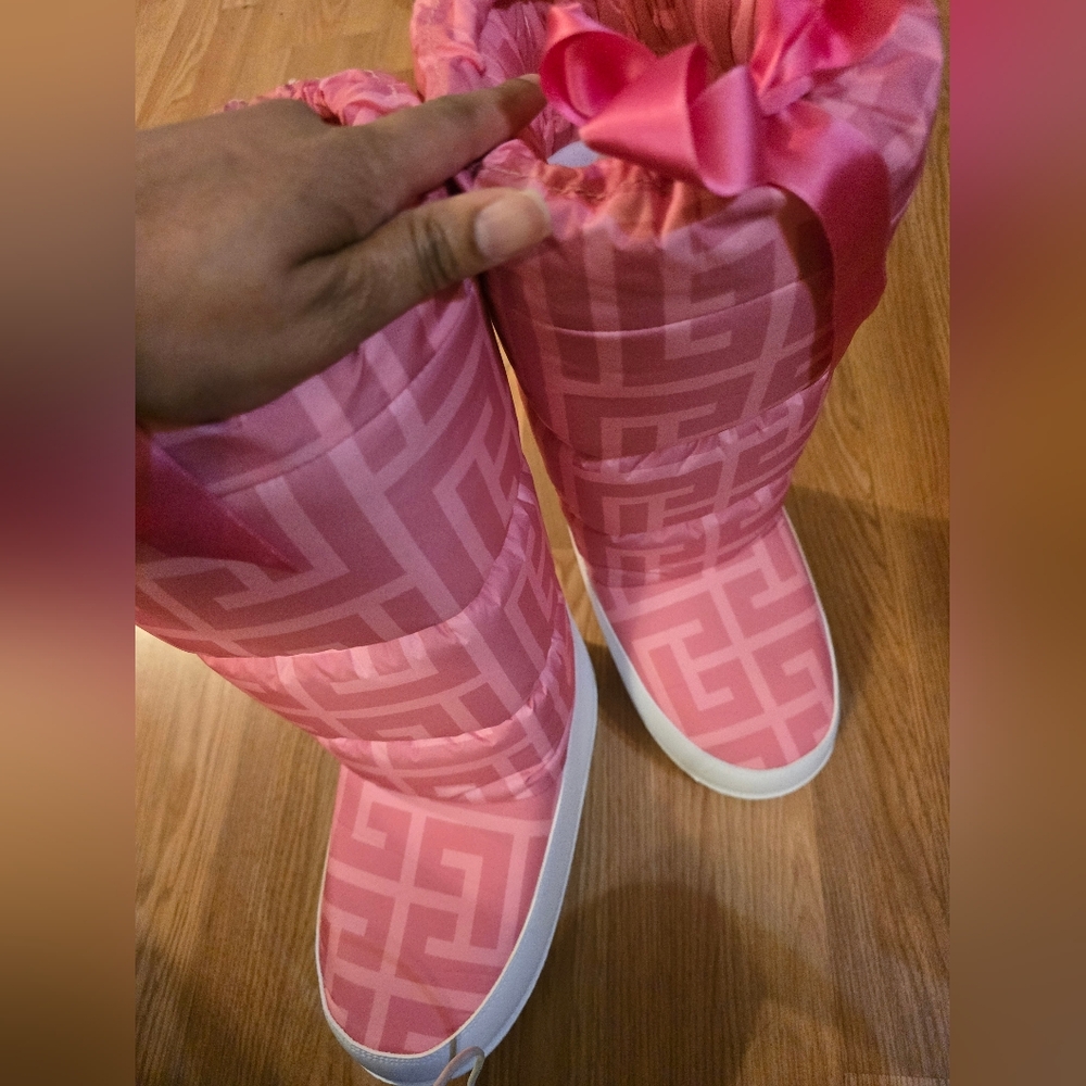 Balmain × Barbie Monogram Boots - Picture 3 of 13